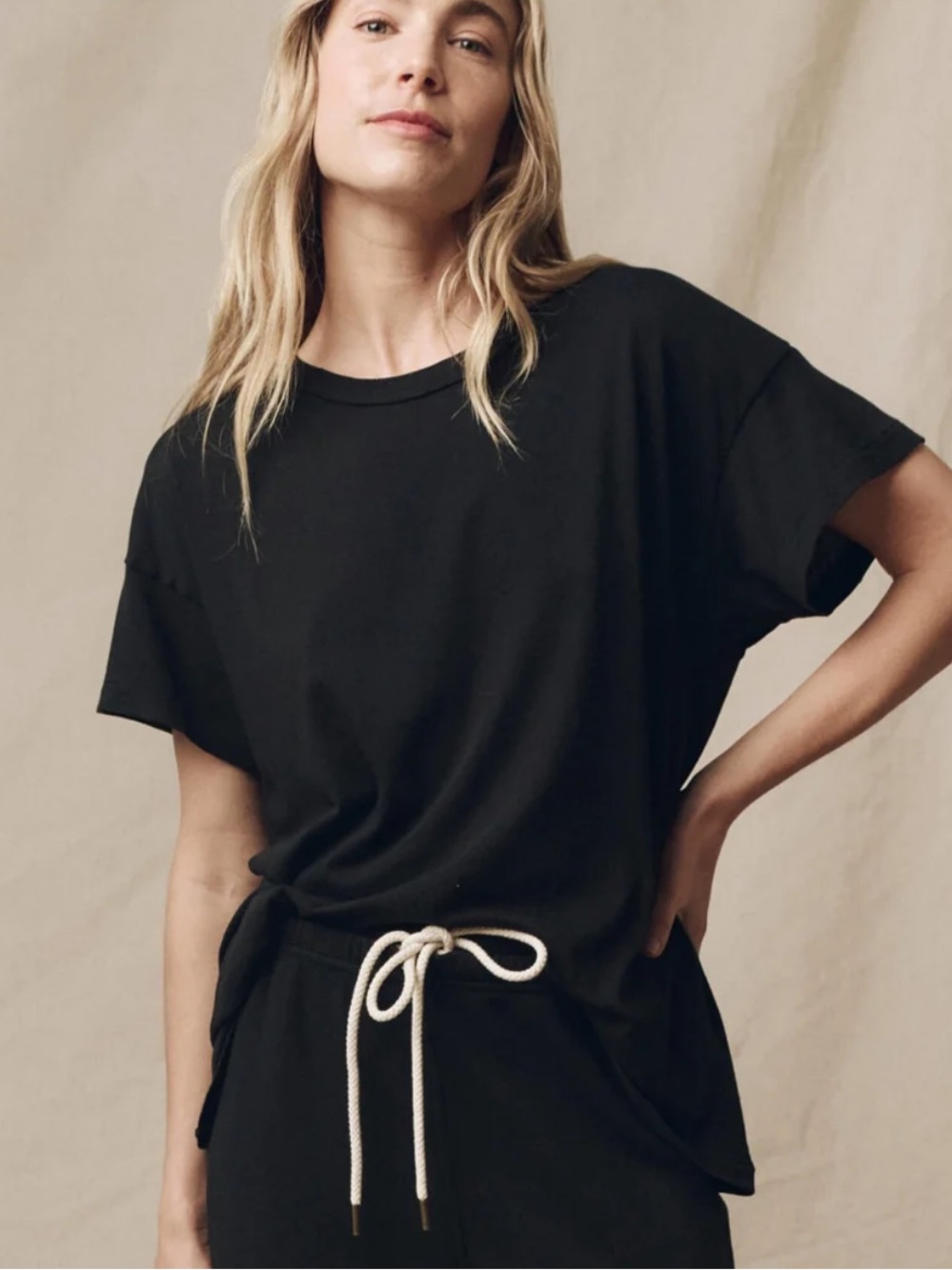 The Great The Boxy Crew Tee Shirt in Almost Black size 1 Small $95